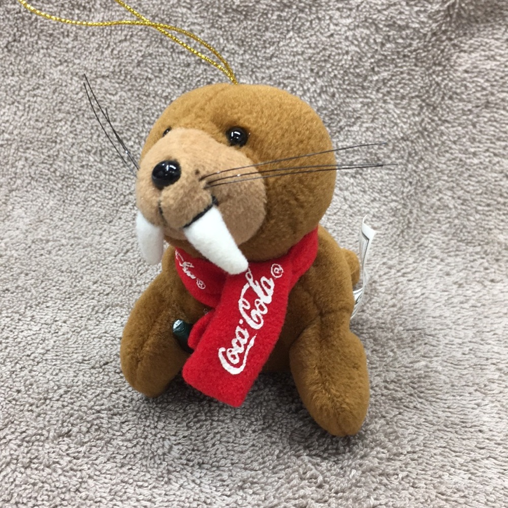 Coca-Cola Walrus Plush 1998 Vintage